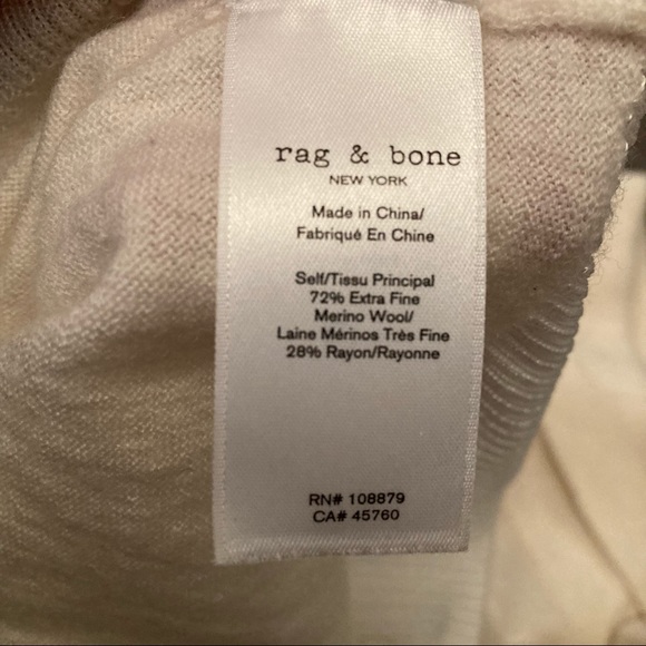 Rag & Bone Turtleneck Top Size Medium - Picture 3 of 3